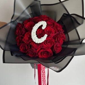 Personalised custom roses with letter